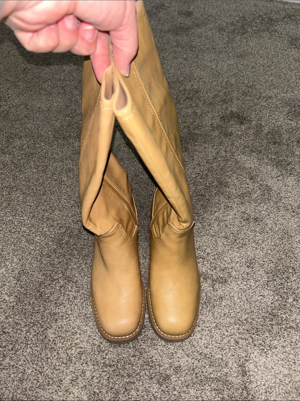 Classic Tan faux leather Mid-Calf Heeled Boots - Picture 6 of 7